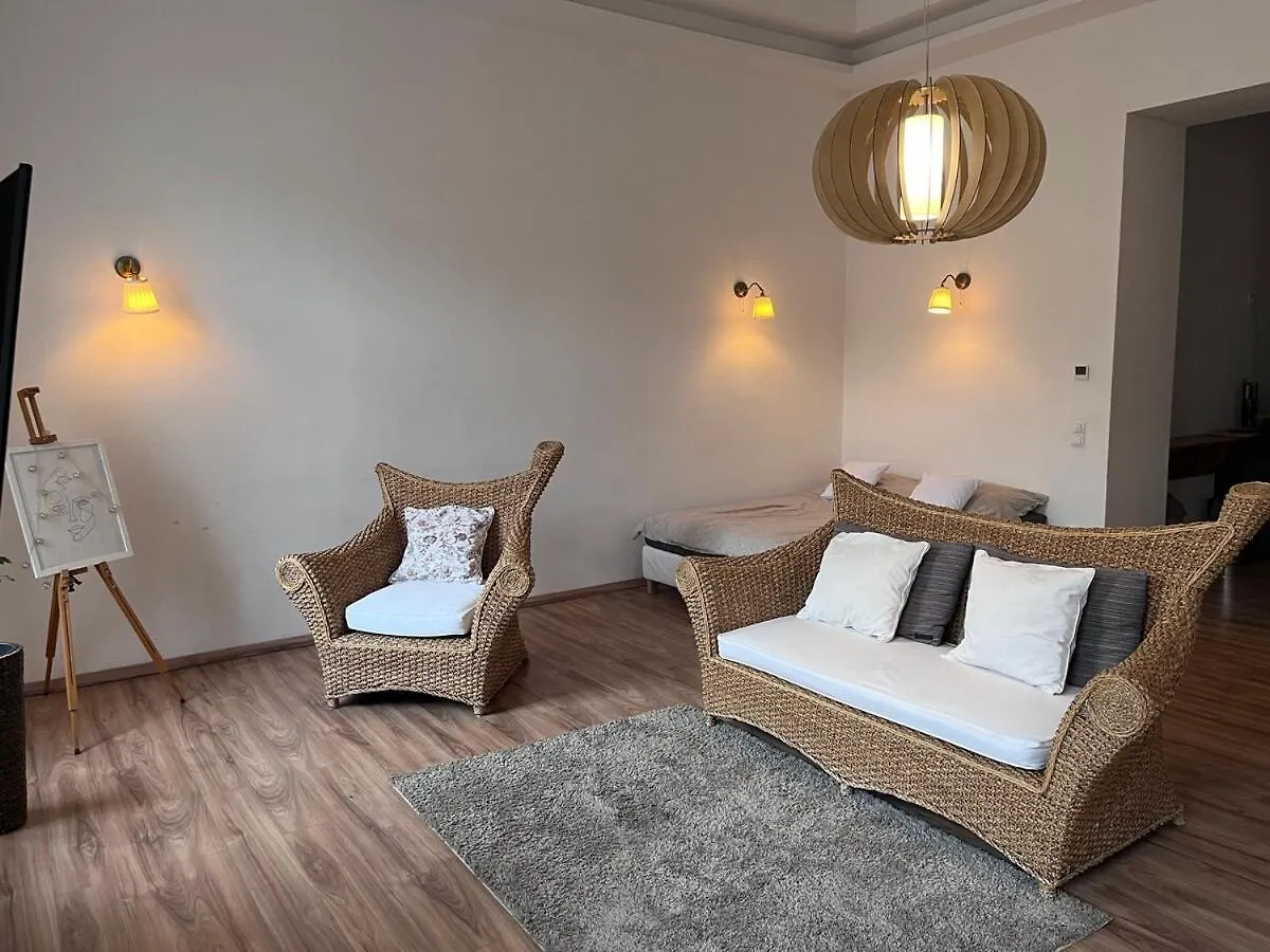 Budapest City Apartment 0*,  Hungria