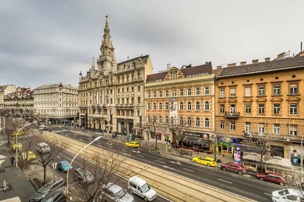 Budapest City Apartment 0*,  Hungria